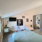 Bed & Breakfast Orchidee & Kinky Lespignan