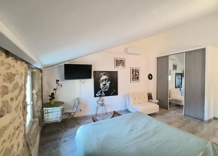 Bed & Breakfast Orchidee & Kinky Lespignan