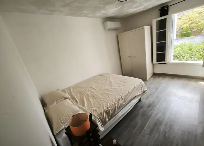 Bed & Breakfast Orchidée Love&kinky Lespignan
